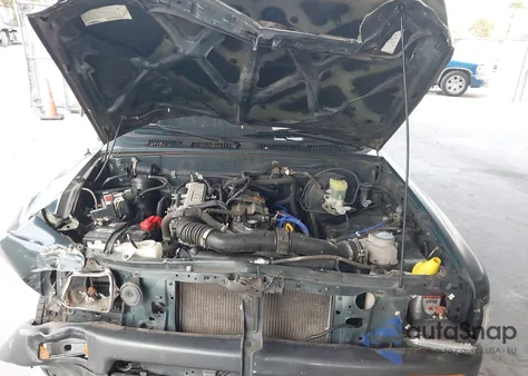 1994 Toyota Pickup 1/2 Ton Short Wheelbase из США, поврежденный, VIN JT4RN81A7R5180169